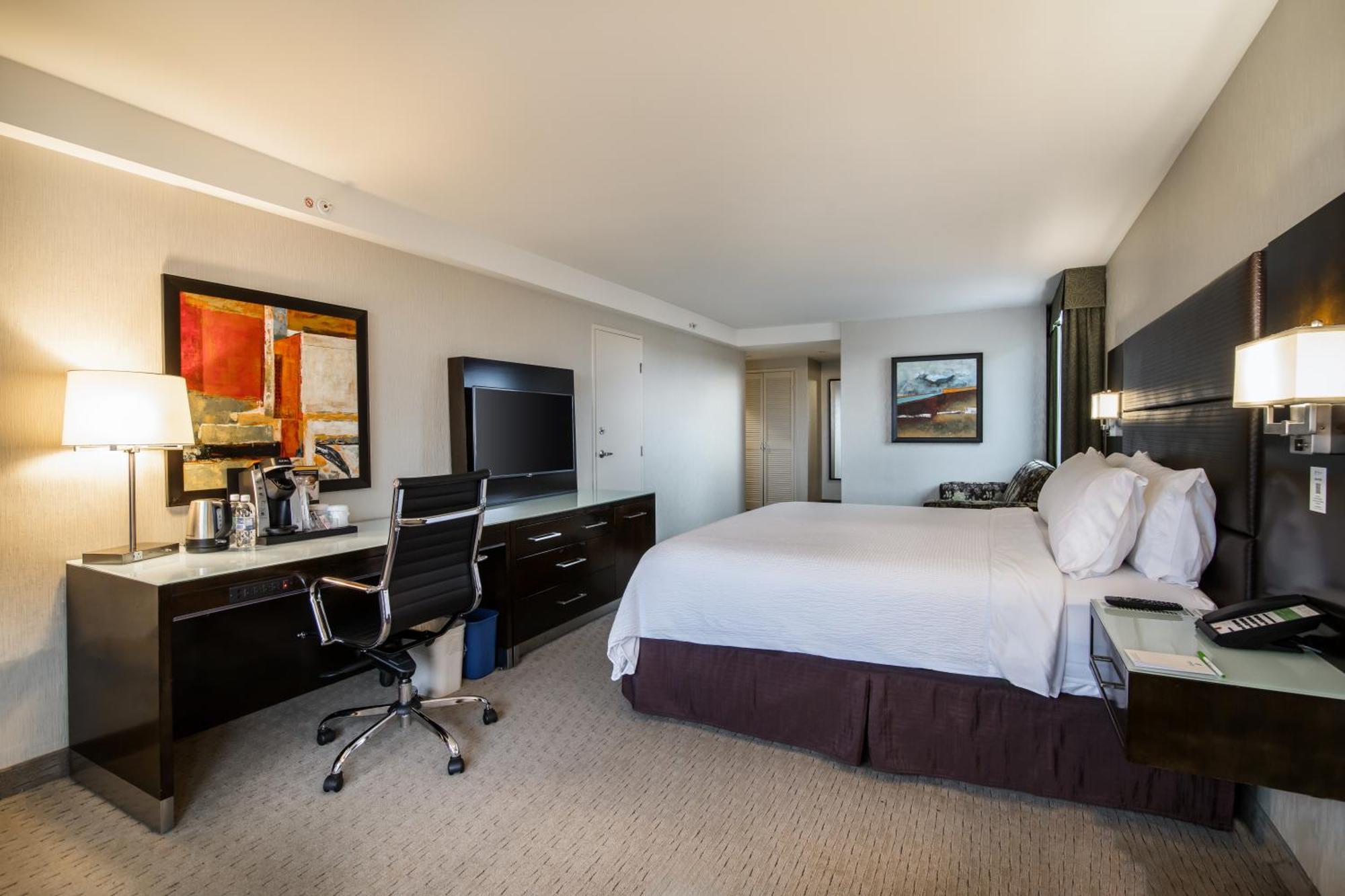 Holiday Inn Vancouver-Centre Broadway By Ihg Εξωτερικό φωτογραφία