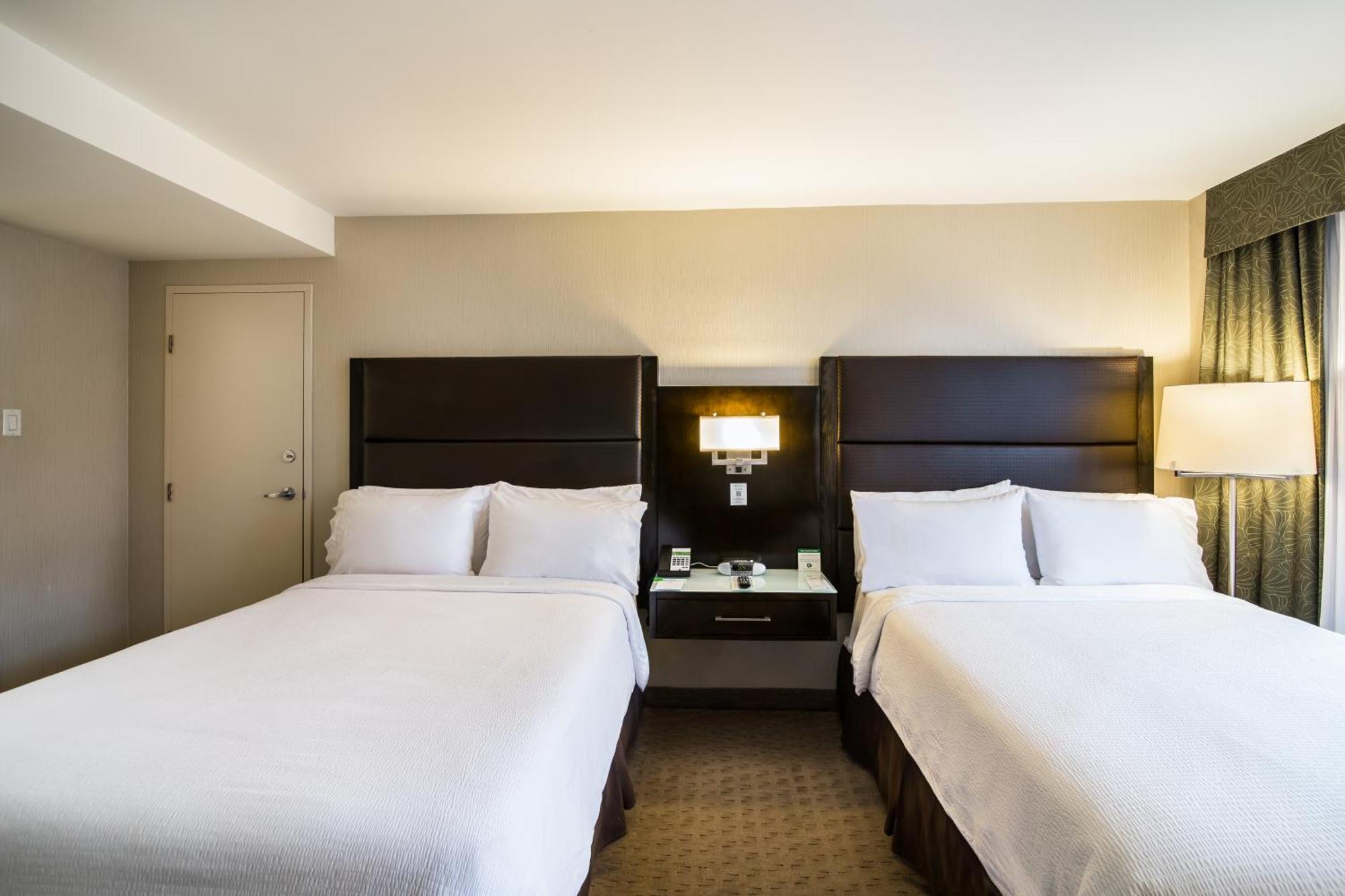 Holiday Inn Vancouver-Centre Broadway By Ihg Εξωτερικό φωτογραφία