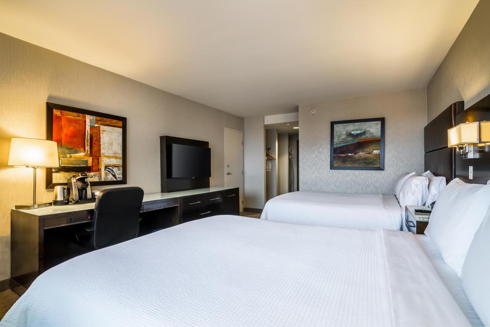 Holiday Inn Vancouver-Centre Broadway By Ihg Εξωτερικό φωτογραφία