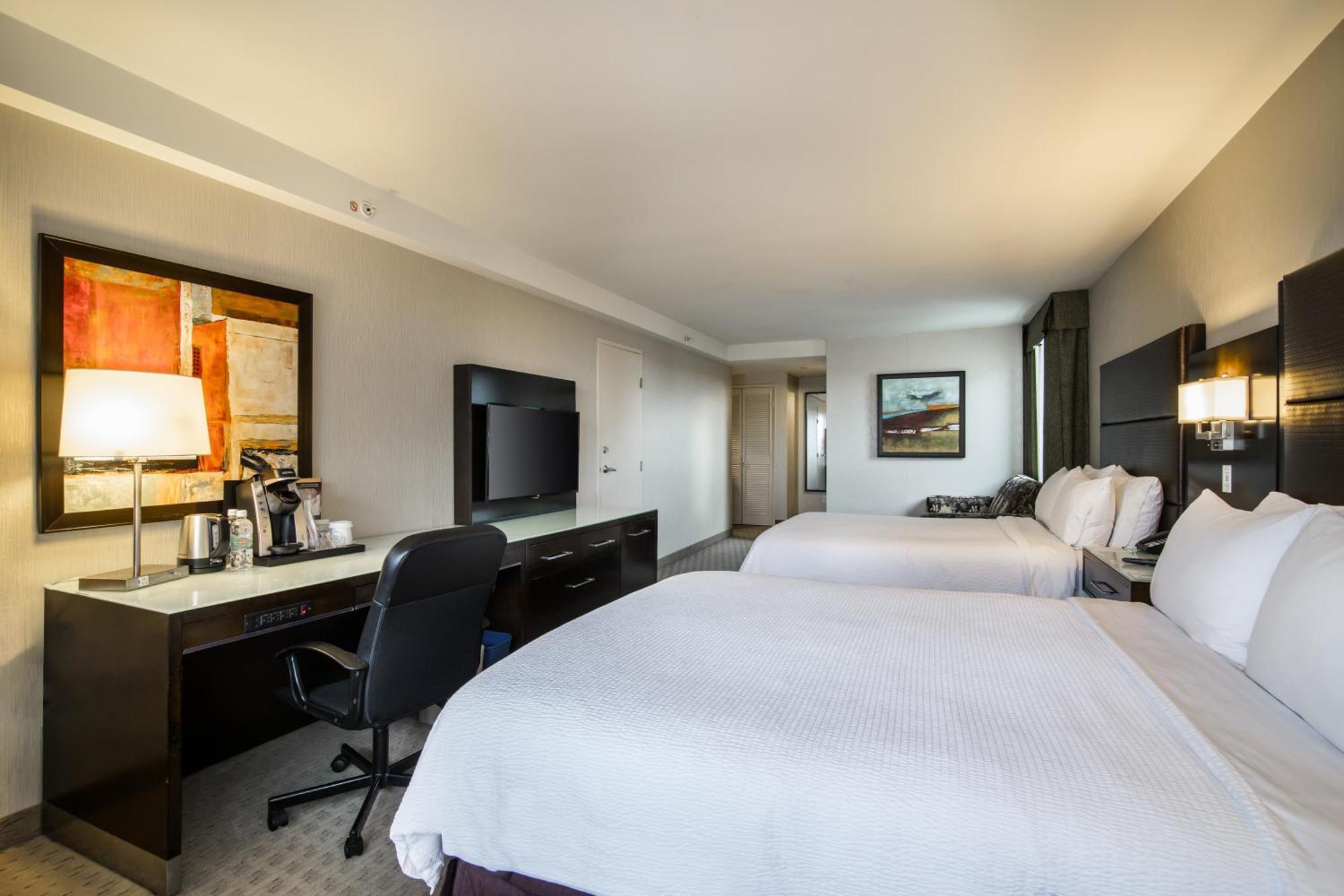 Holiday Inn Vancouver-Centre Broadway By Ihg Εξωτερικό φωτογραφία